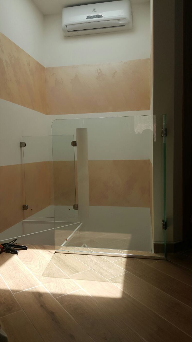 parapetto in vetro per scala a chiocciola