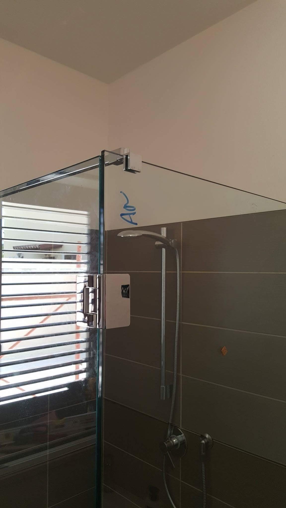 installazione cabina doccia