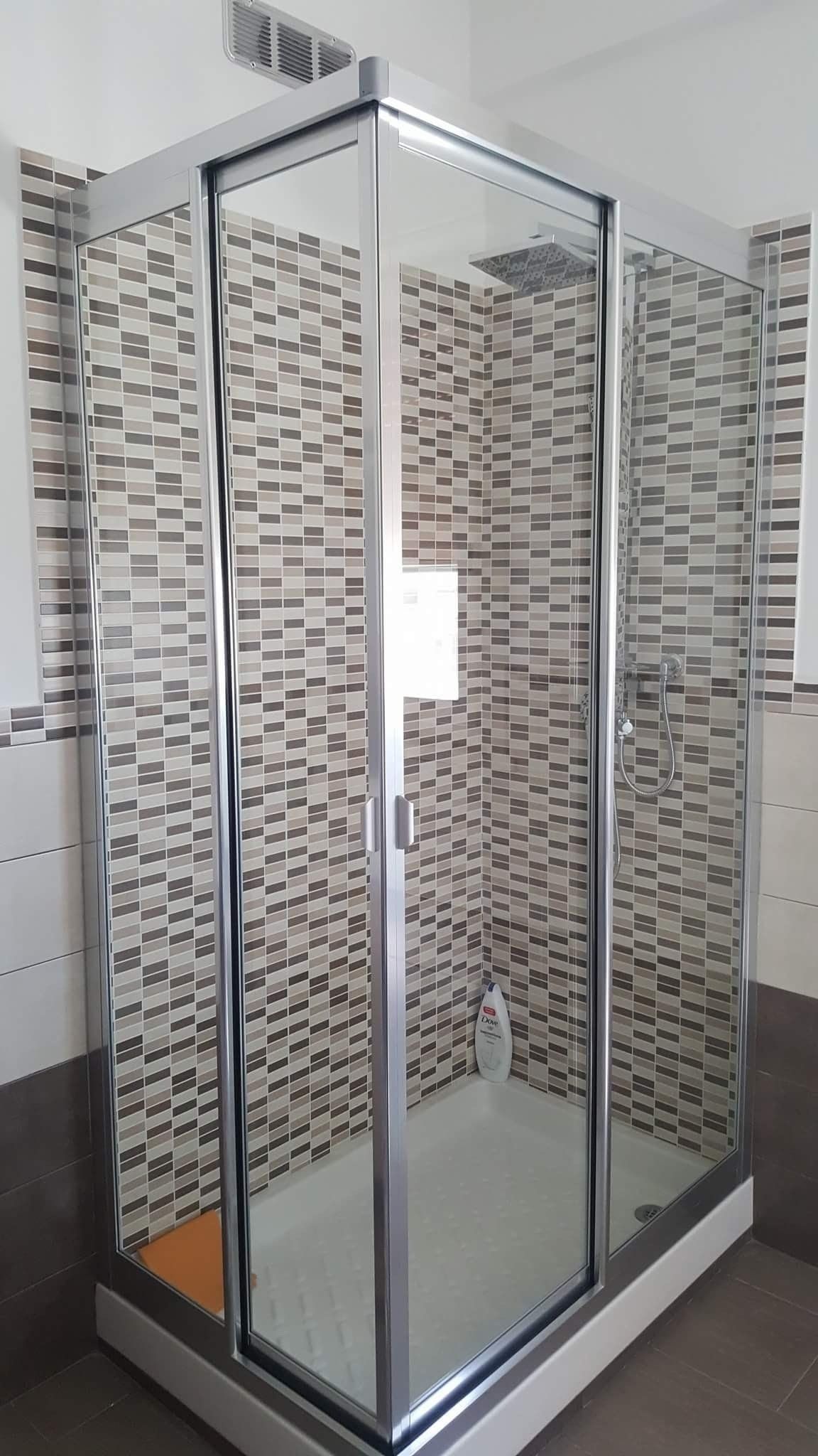 box doccia rettangolare in vetro