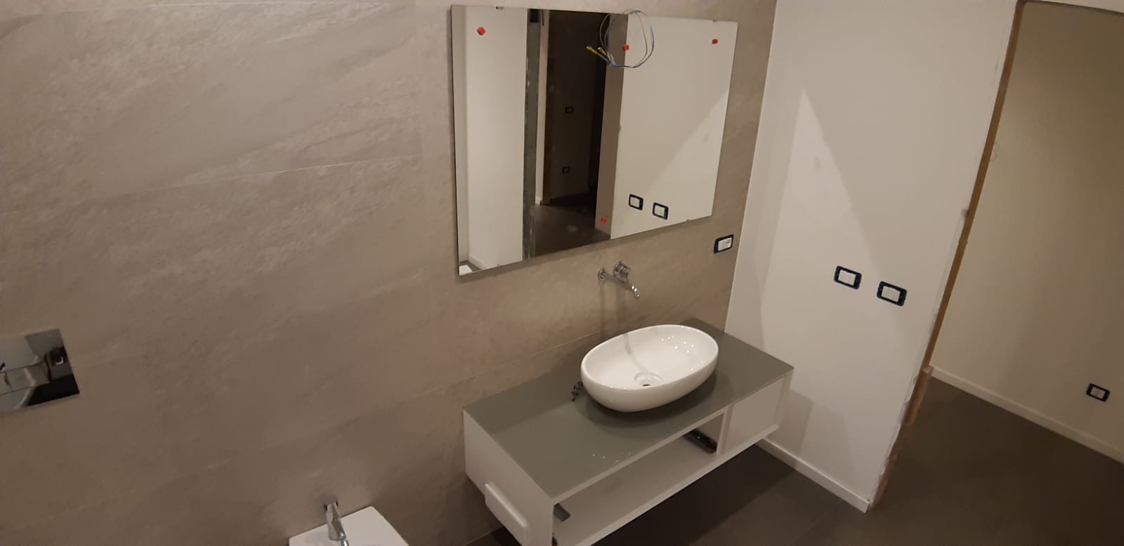 specchio rettangolare per il bagno