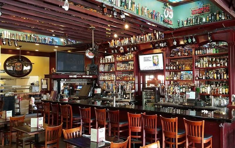 Downtown Cafe. El Cajon. extensive menu, full bar, craft beer, live music.