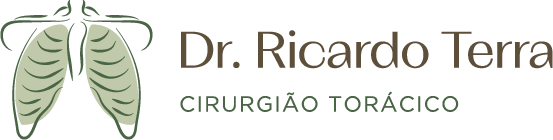 Um logotipo para um médico chamado Dr. Ricardo Terra