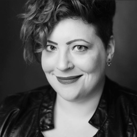 picture of Brooke Summers, owner and somatic practitioner