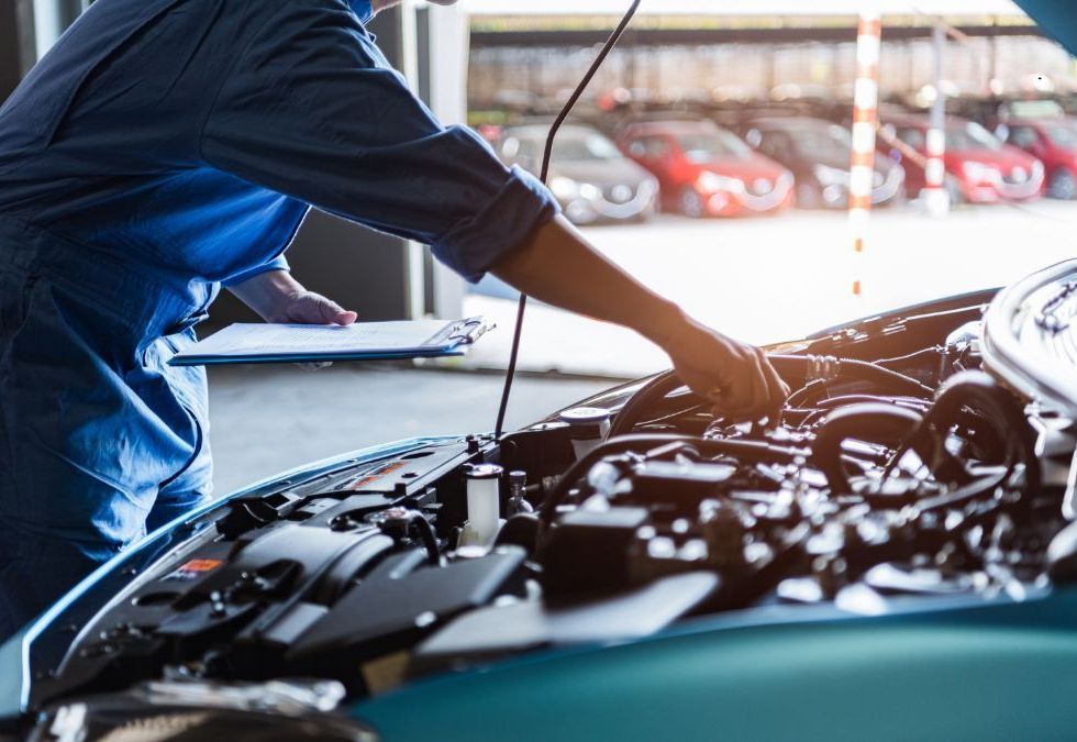 Taller Mecánico La Tuerca - Mantenimiento y Reparación de vehiculos