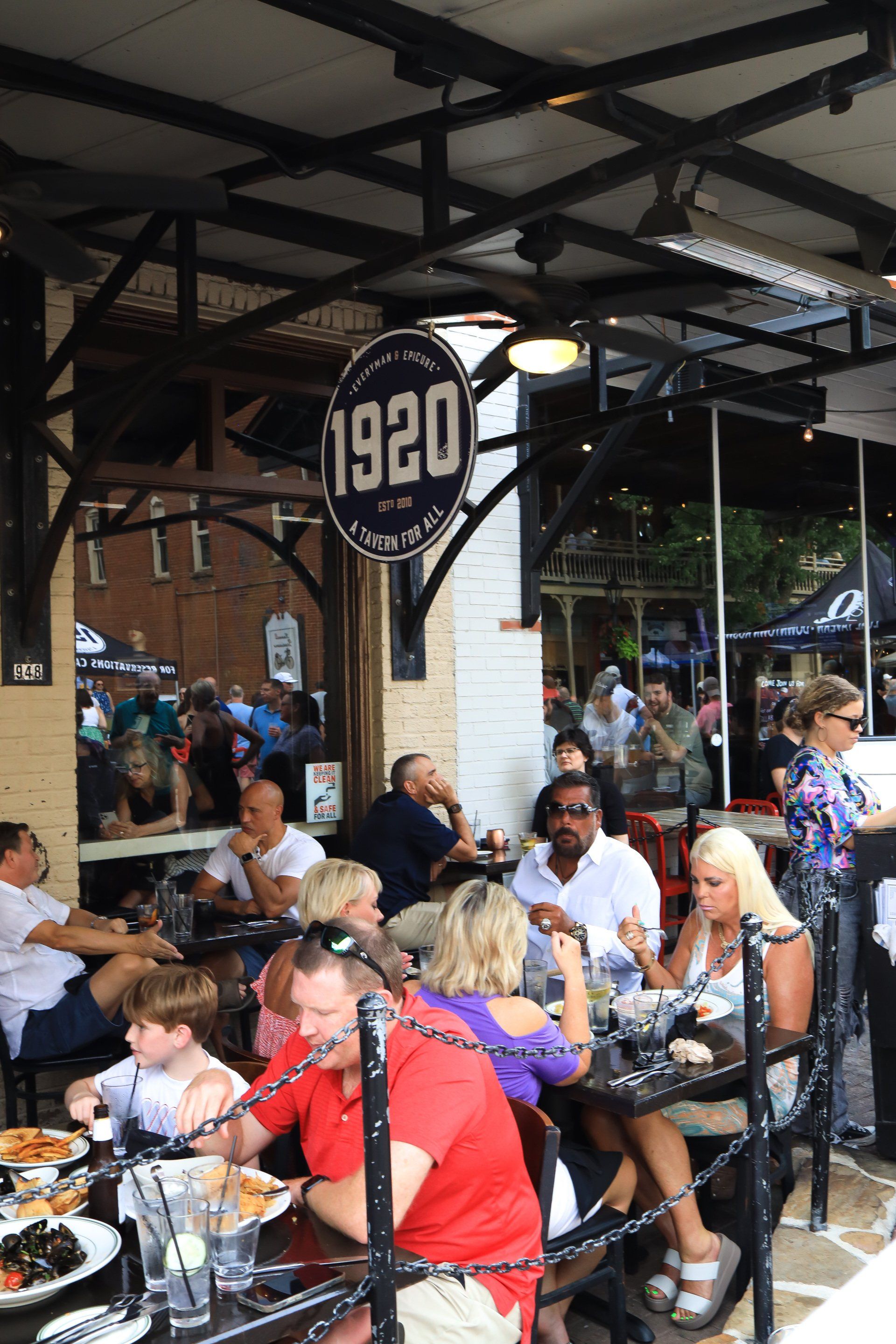 Downtown Roswell Restaurant Fine Dining & Pub 1920 Tavern