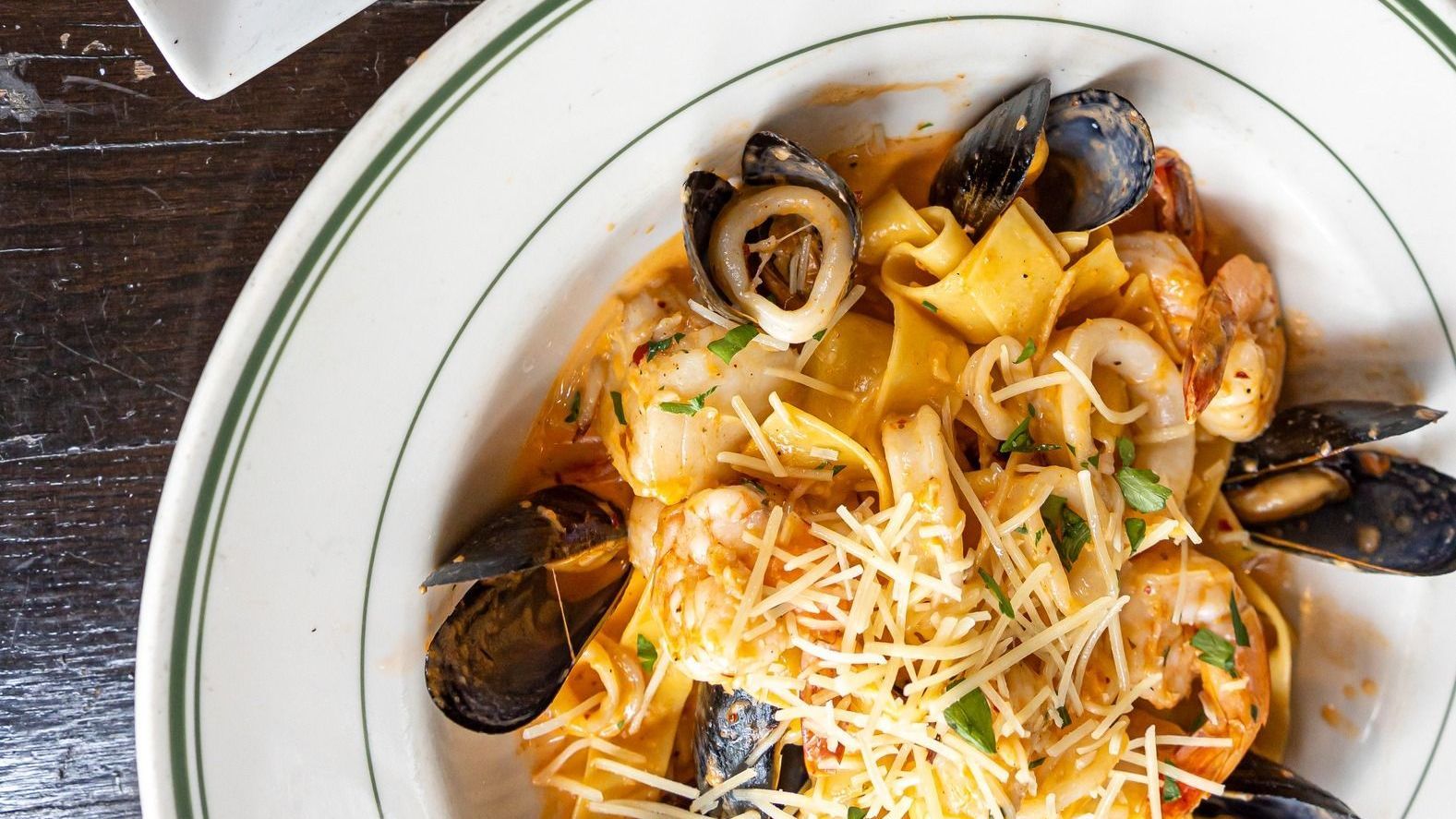 Seafood Pasta | 1920 Tavern