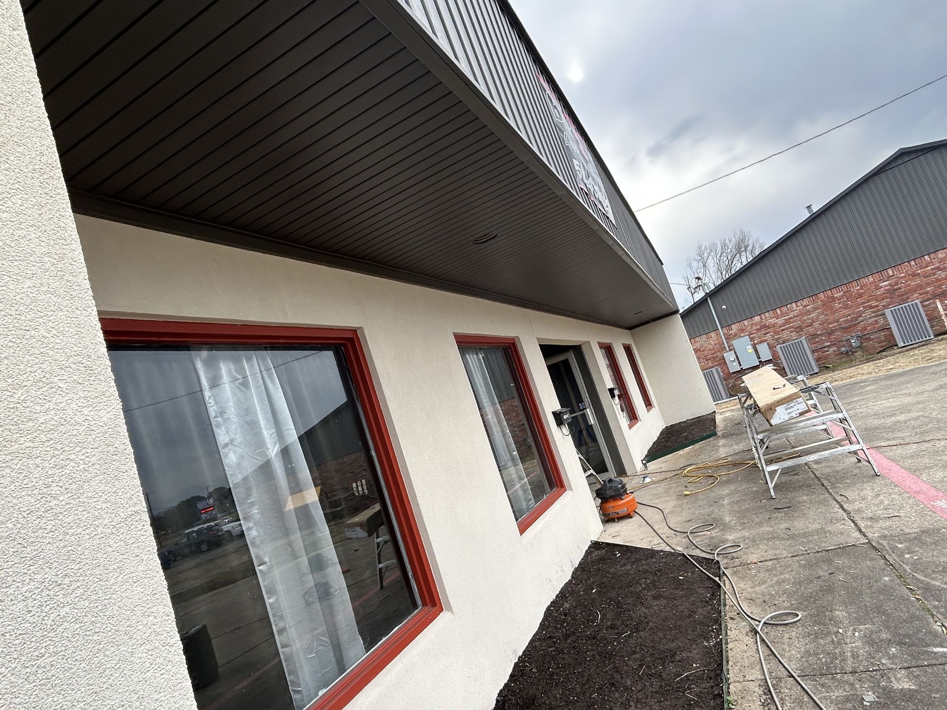 A building with a lot of windows and a balcony