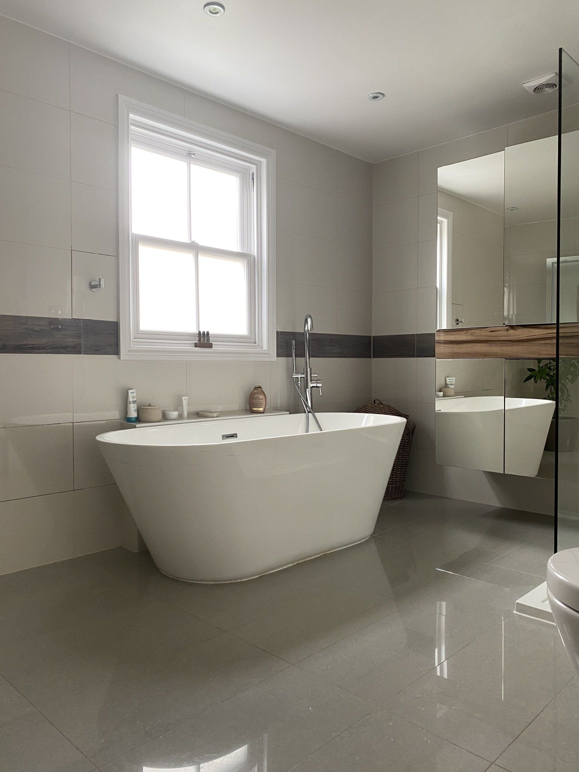 Whether it is a simple replacement or part of a larger project we are here to advise, design, supply and fit your new bathroom/wetroom.