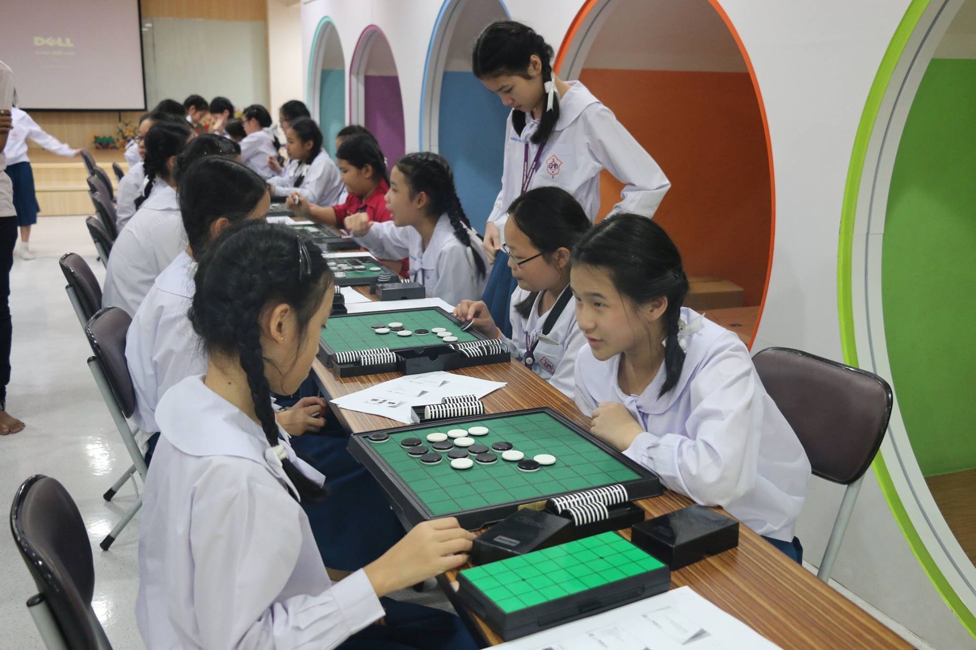 เผยแพร่การเล่นโอเทลโล่ โรงเรียนอัสสัมชัญตอนแวนต์สีลม