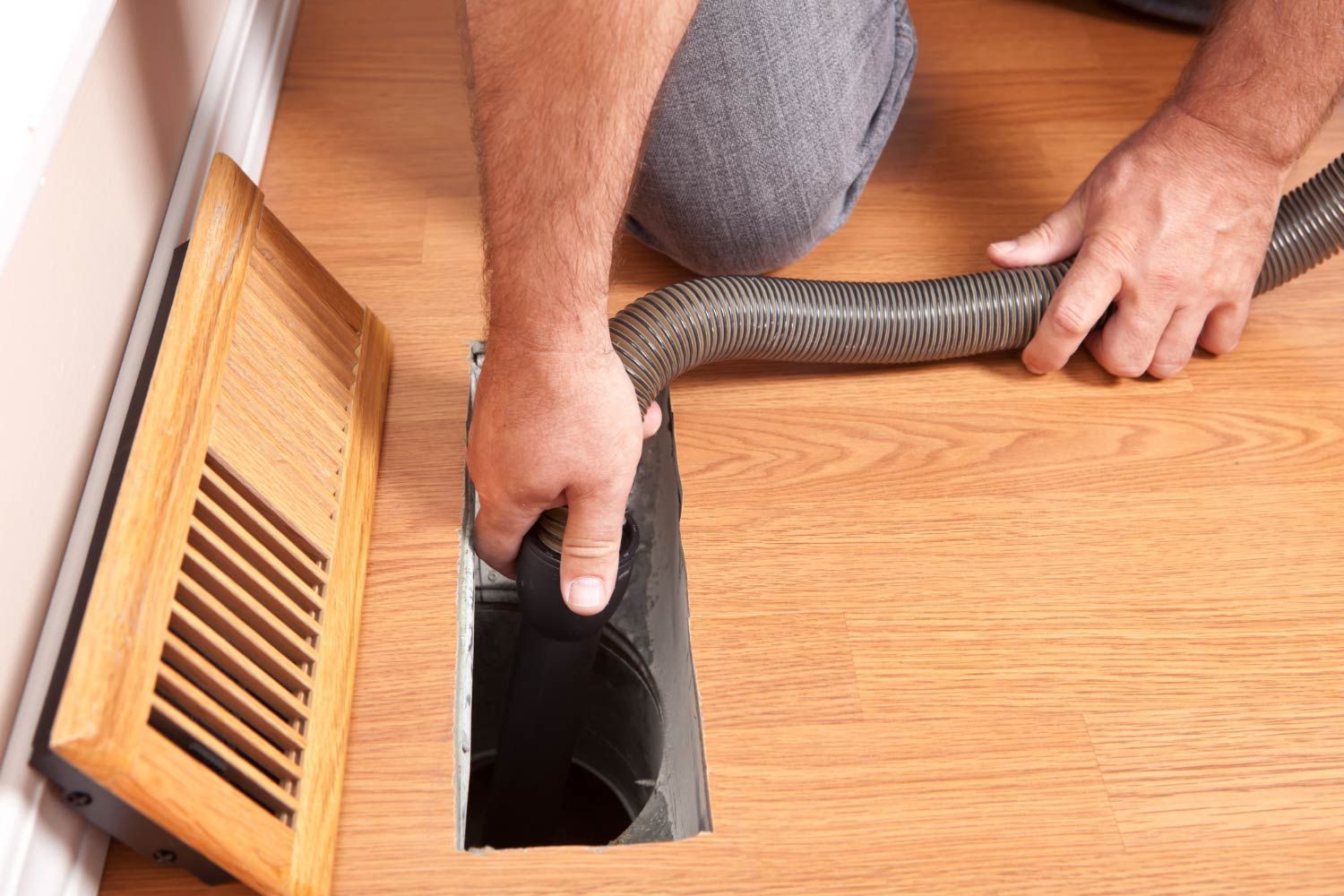 Cleaning Air Duct For Floor Heating