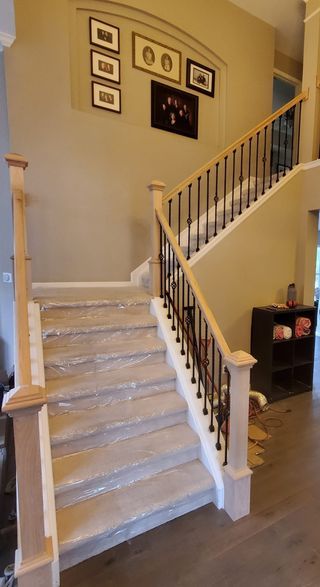 Side Stairs Cream