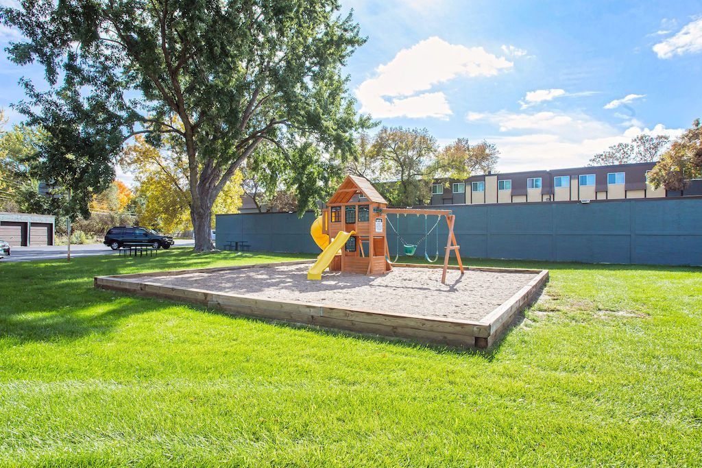 Superior Apartment Living in Coon Rapids, Minnesota