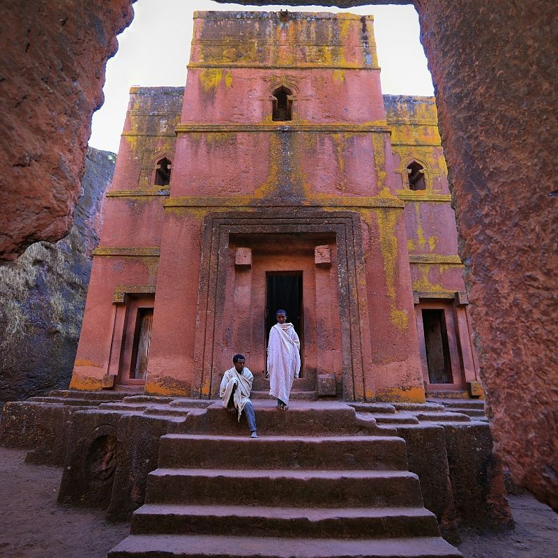 Bathed in honeyed light, the facade at sunset of Lalibela’s rock-hewn church emerges from living stone—arches, windows, and cross-carved details chiselled into the highland bedrock. This UNESCO treasure captures Ethiopia’s spiritual heartbeat. Inspiration Africa organizes tailor-made travel to Lalibela and beyond, with expert guides, seamless logistics, and characterful stays. From dawn chants to hilltop vistas and hidden hermitages, we craft immersive journeys through northern Ethiopia’s history, culture, and landscapes—designed around your pace, interests, and sense of wonder.
