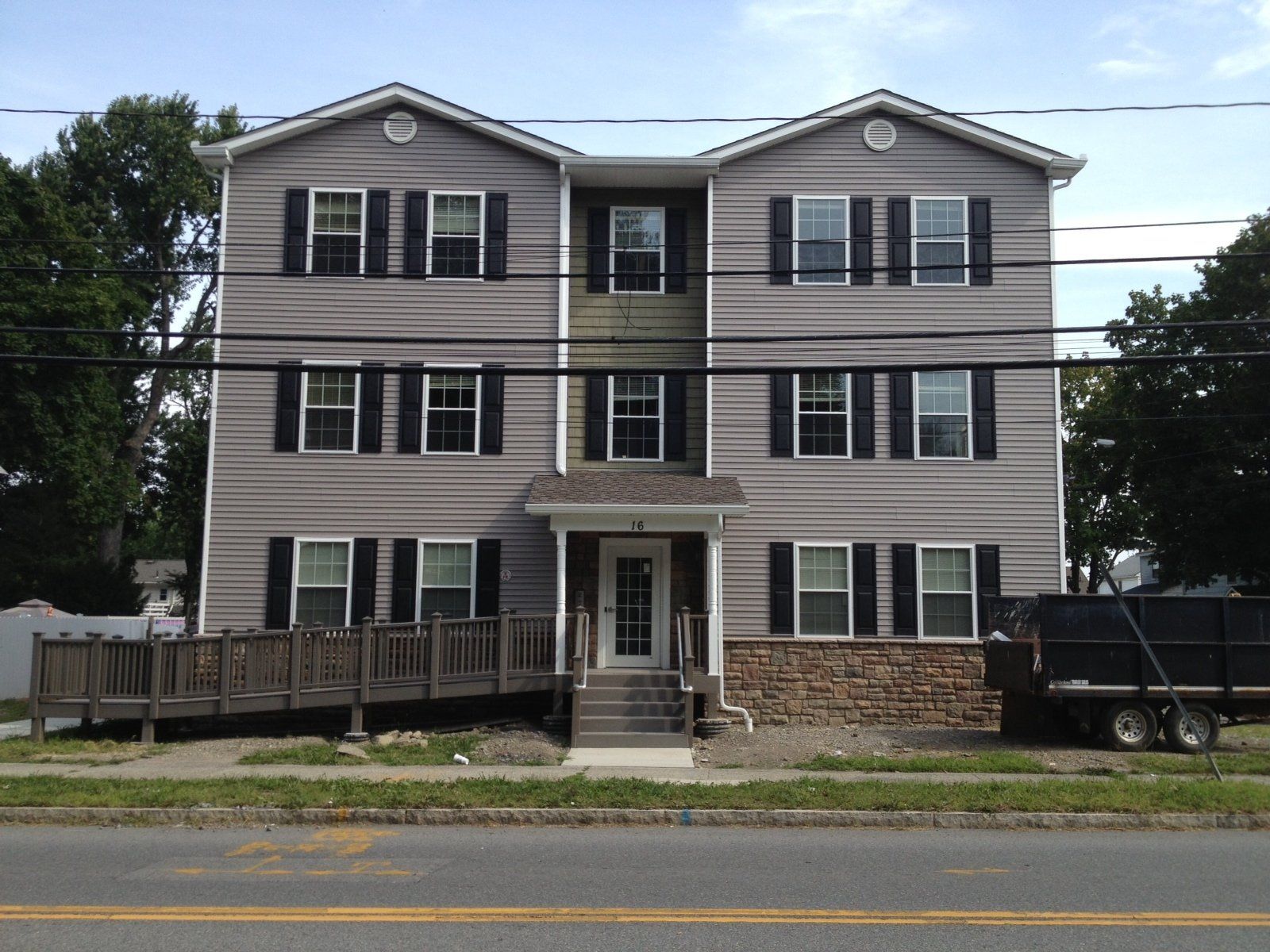 Toll Road property exterior