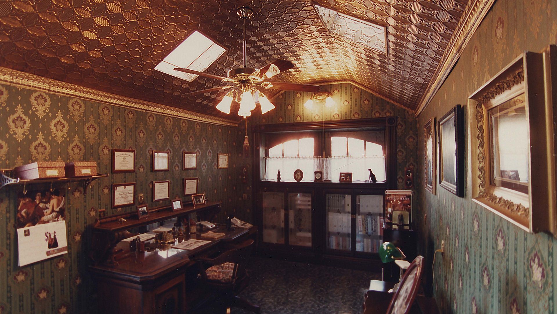 Carriage House Office — Oakland, CA — Gaslight Interiors