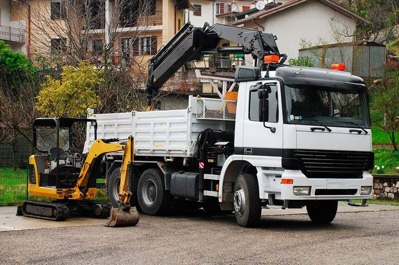 Truck-Mounted Crane — San Antonio, TX — Alamo City Truck Service