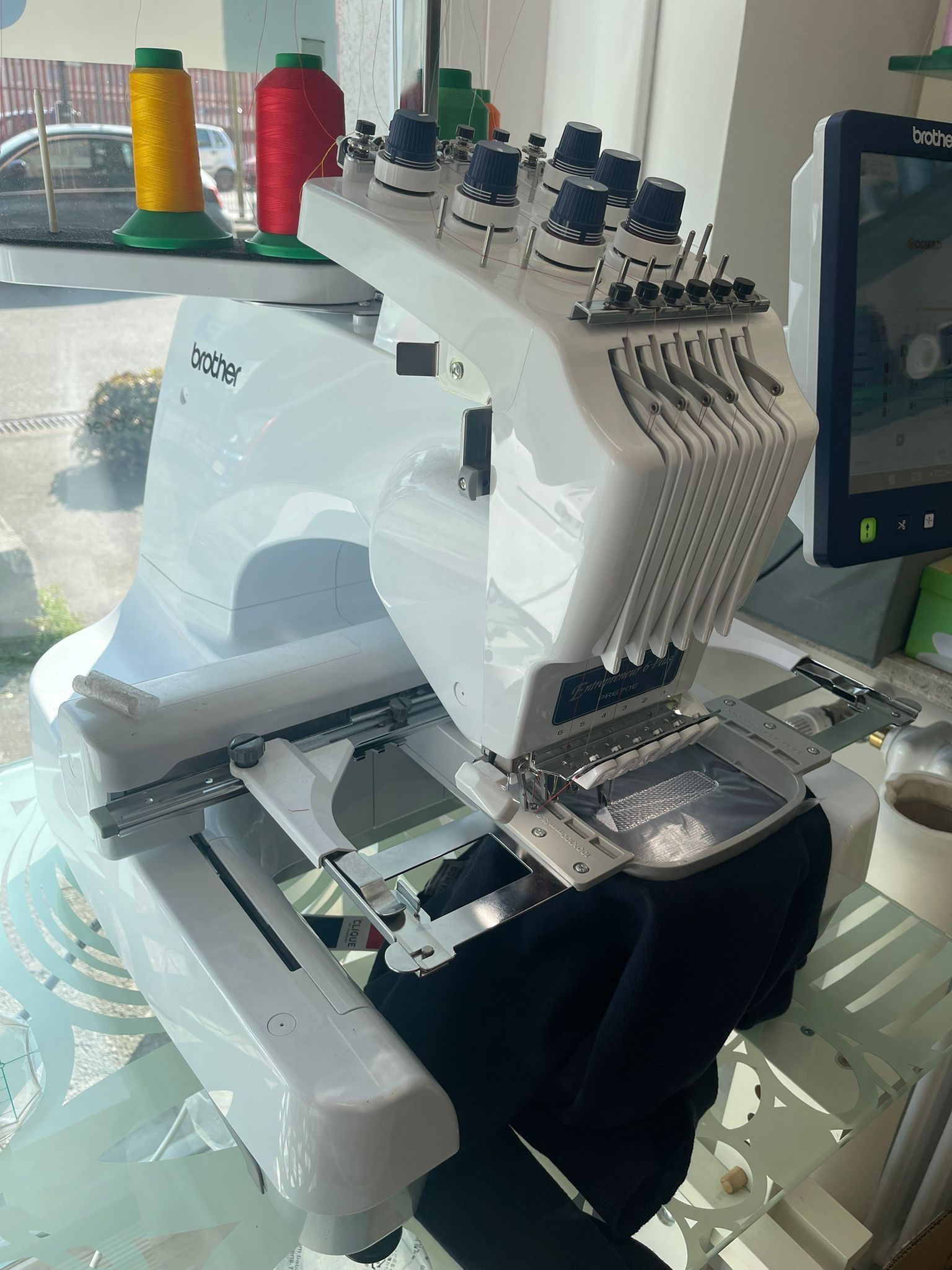 ricamo su magliette aosta