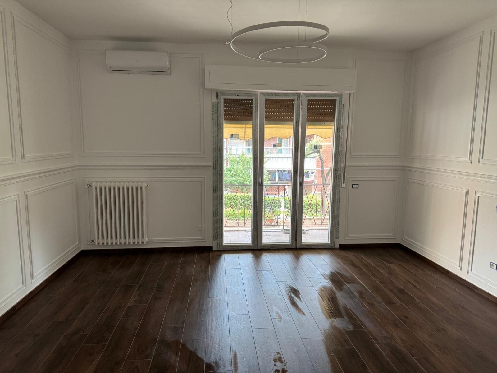 Finiture, interni e pavimentazioni