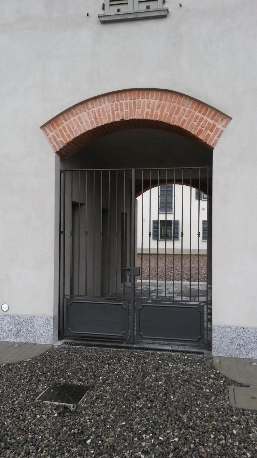 ringhiera cancelli parapetti milano