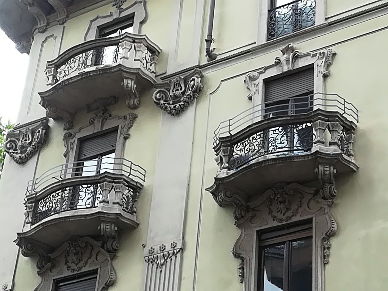 ringhiera cancelli parapetti milano