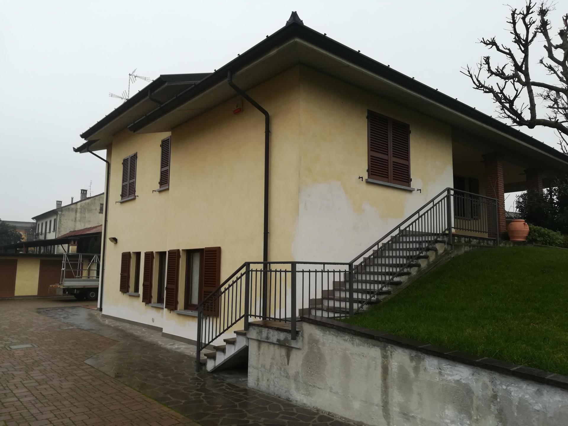 ringhiera scala esterna