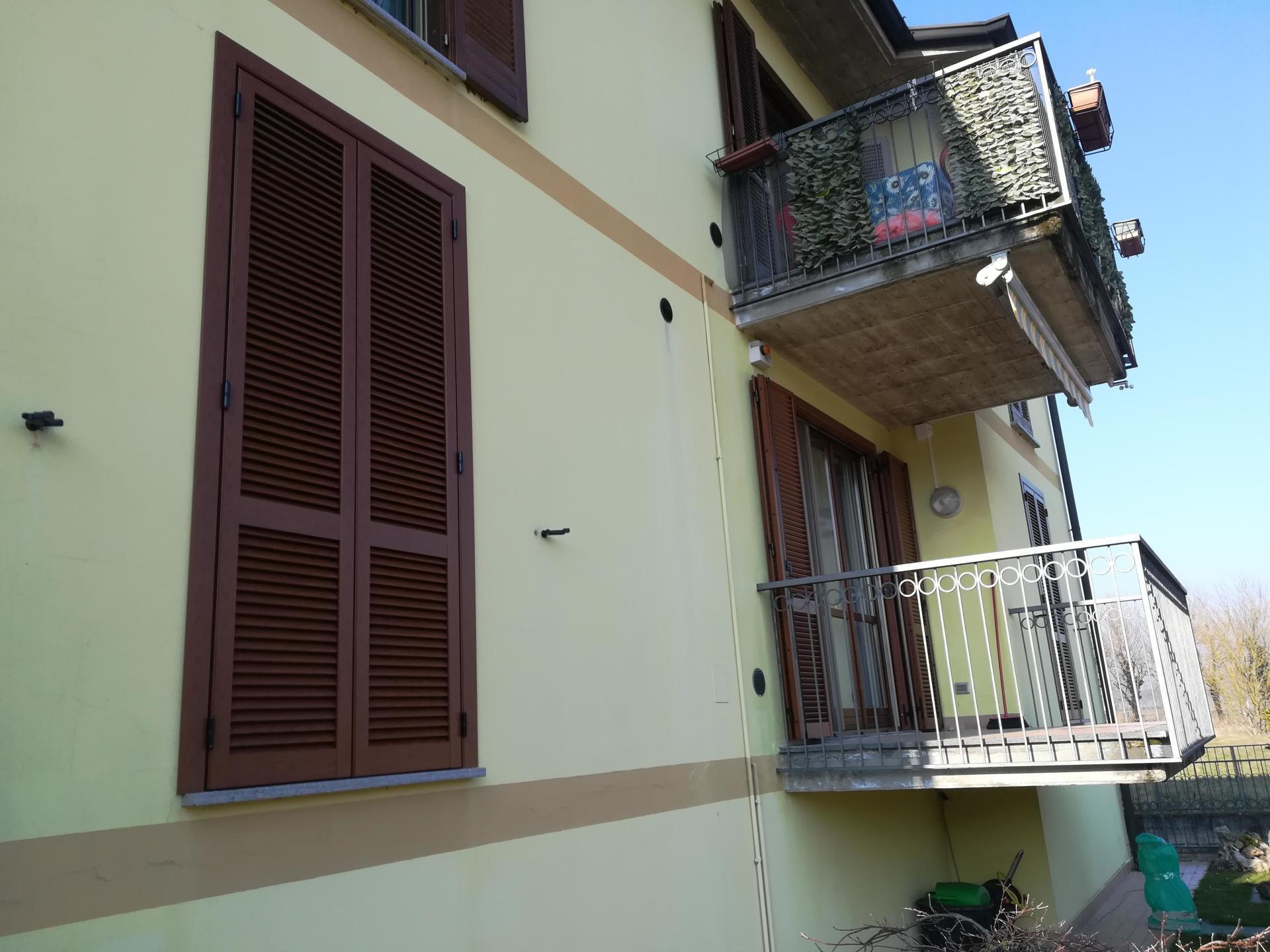 porte esterne con serrande