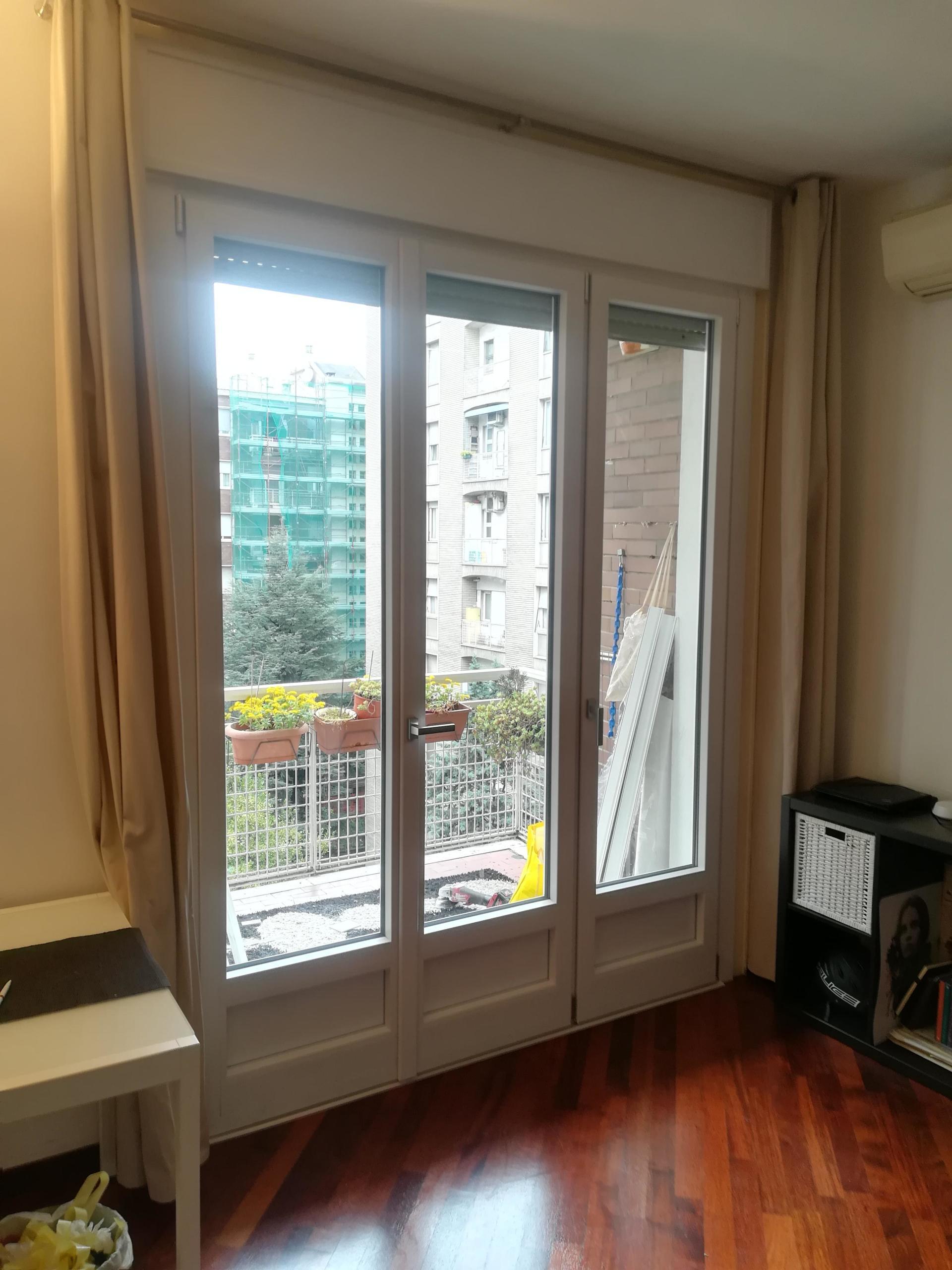 porte finestra balconi con tre ante