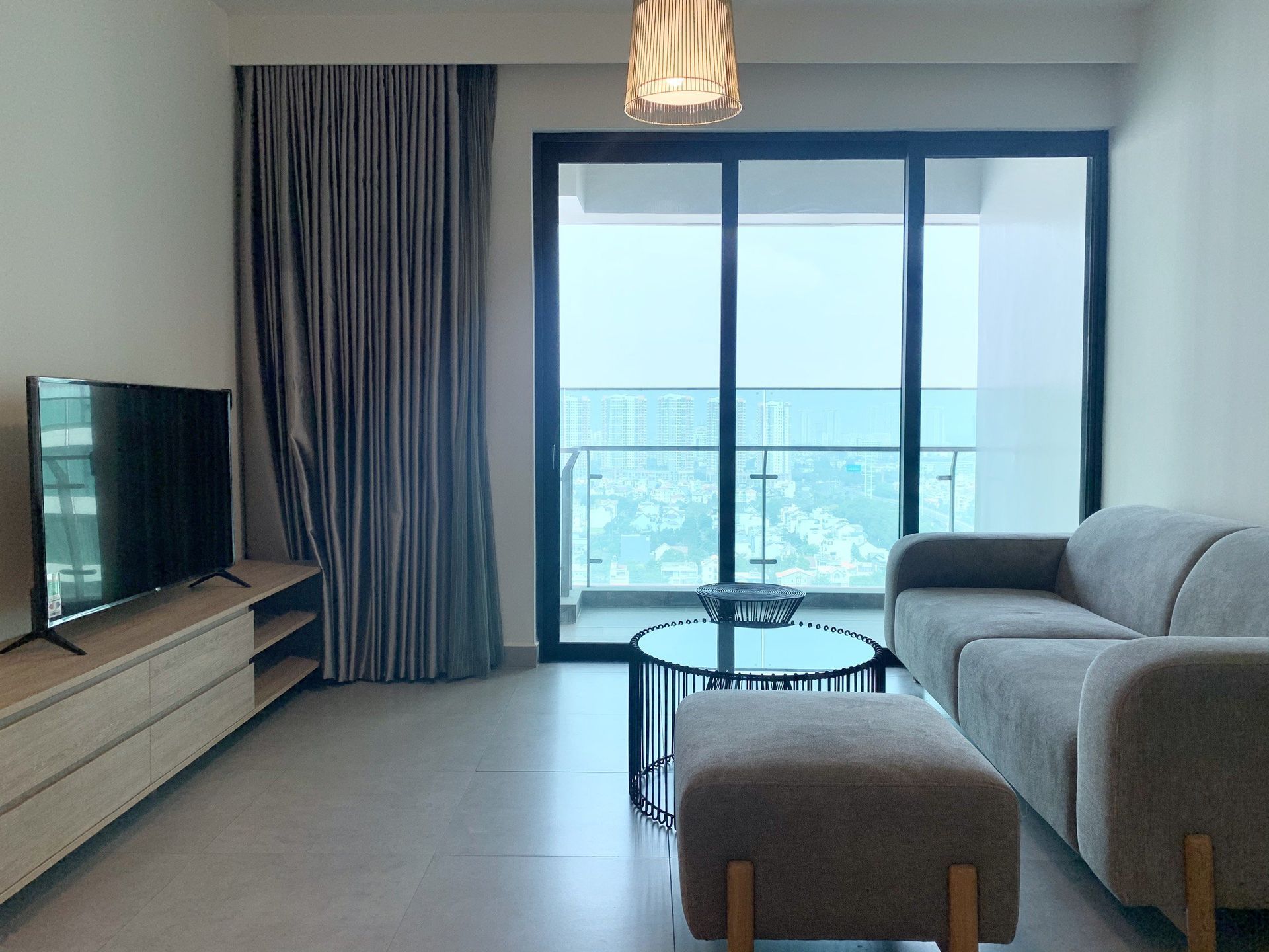 For Rent | Feliz en Vista - 2BR condo