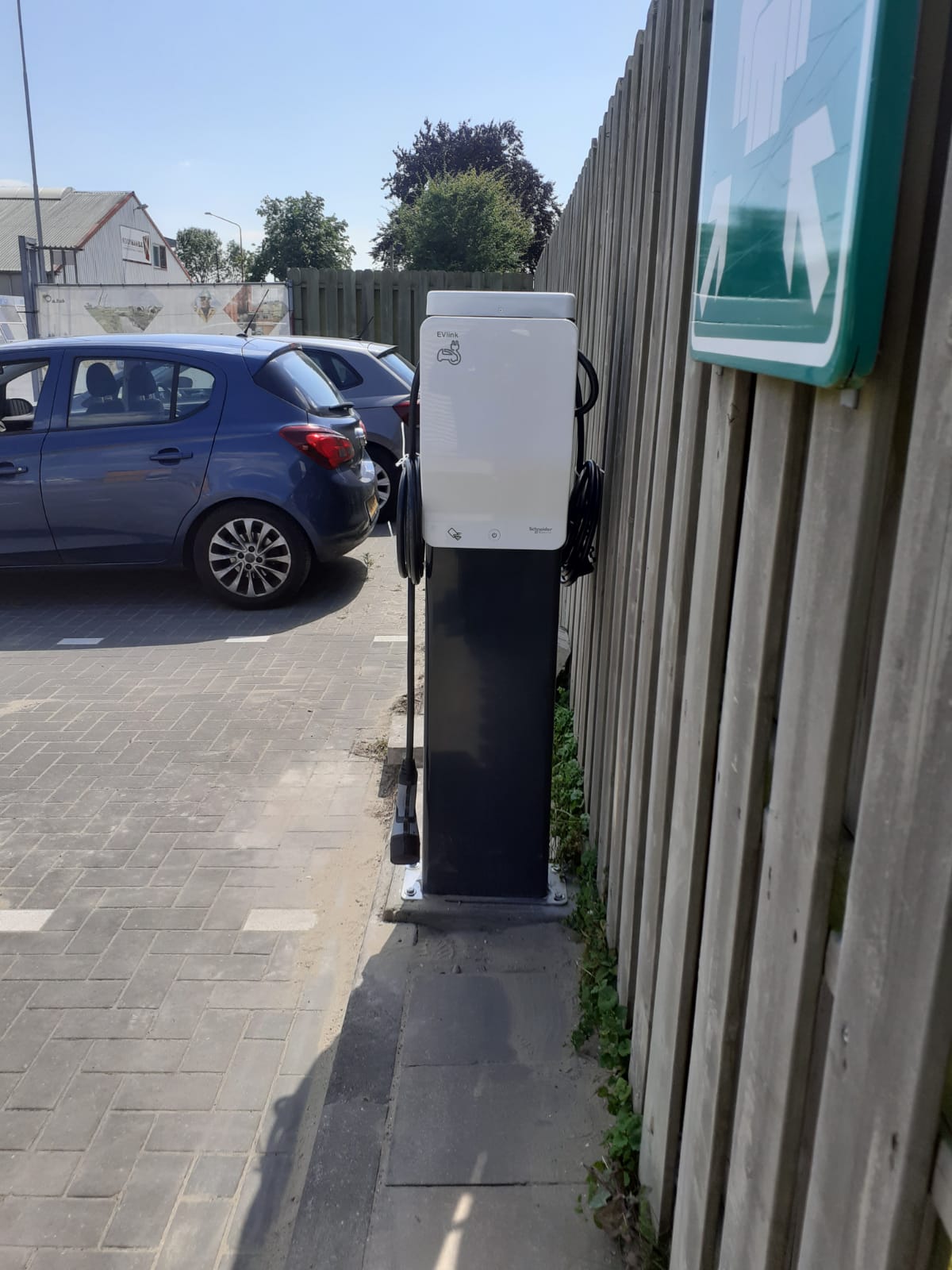 elektrische laadpunten oplaadpalen