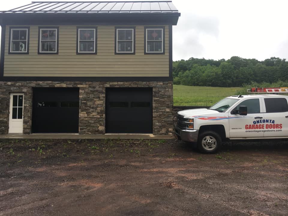 A garage door company serving a property in the Tannersville, NY area