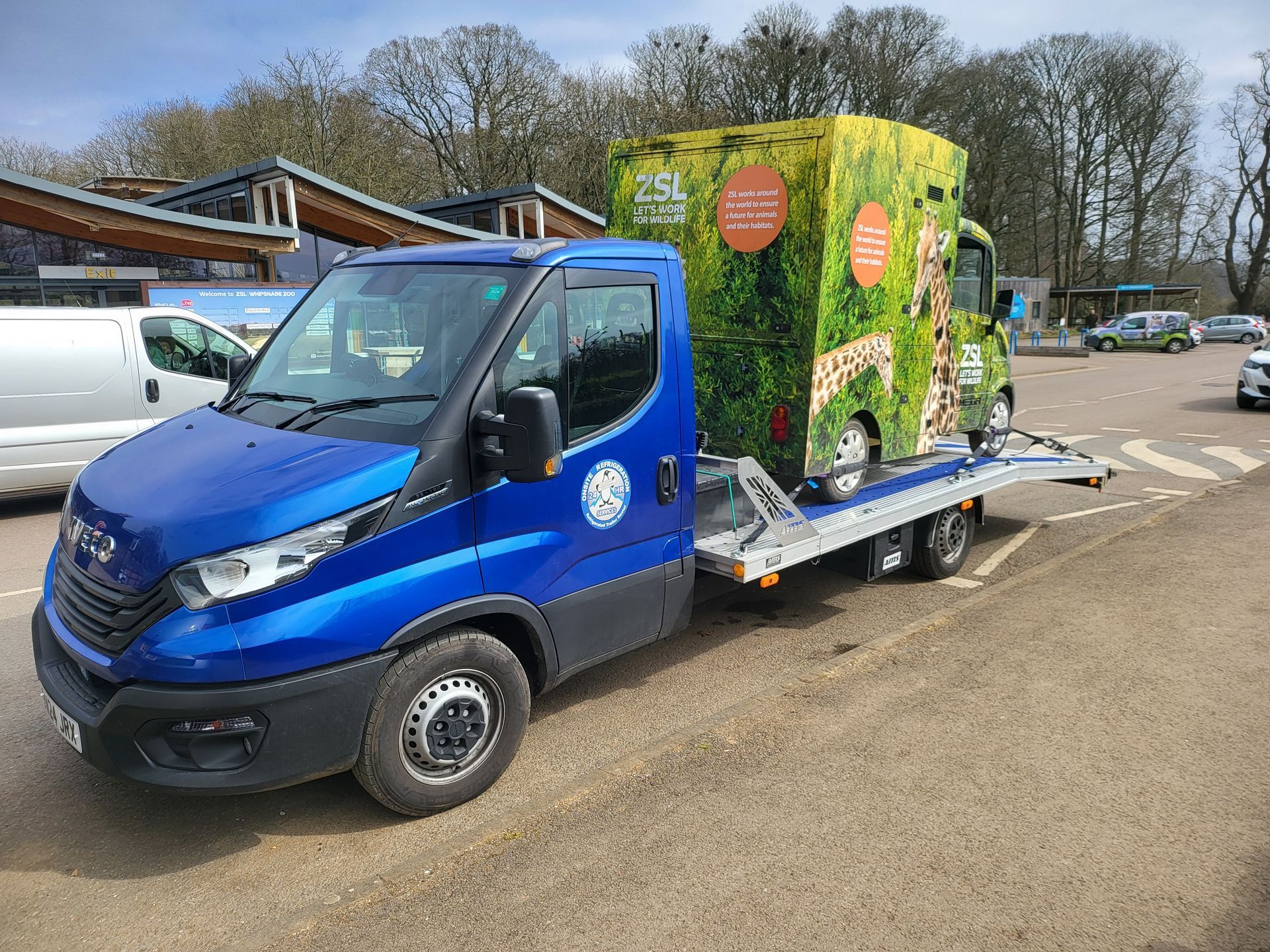 Transporting a London Zoo van