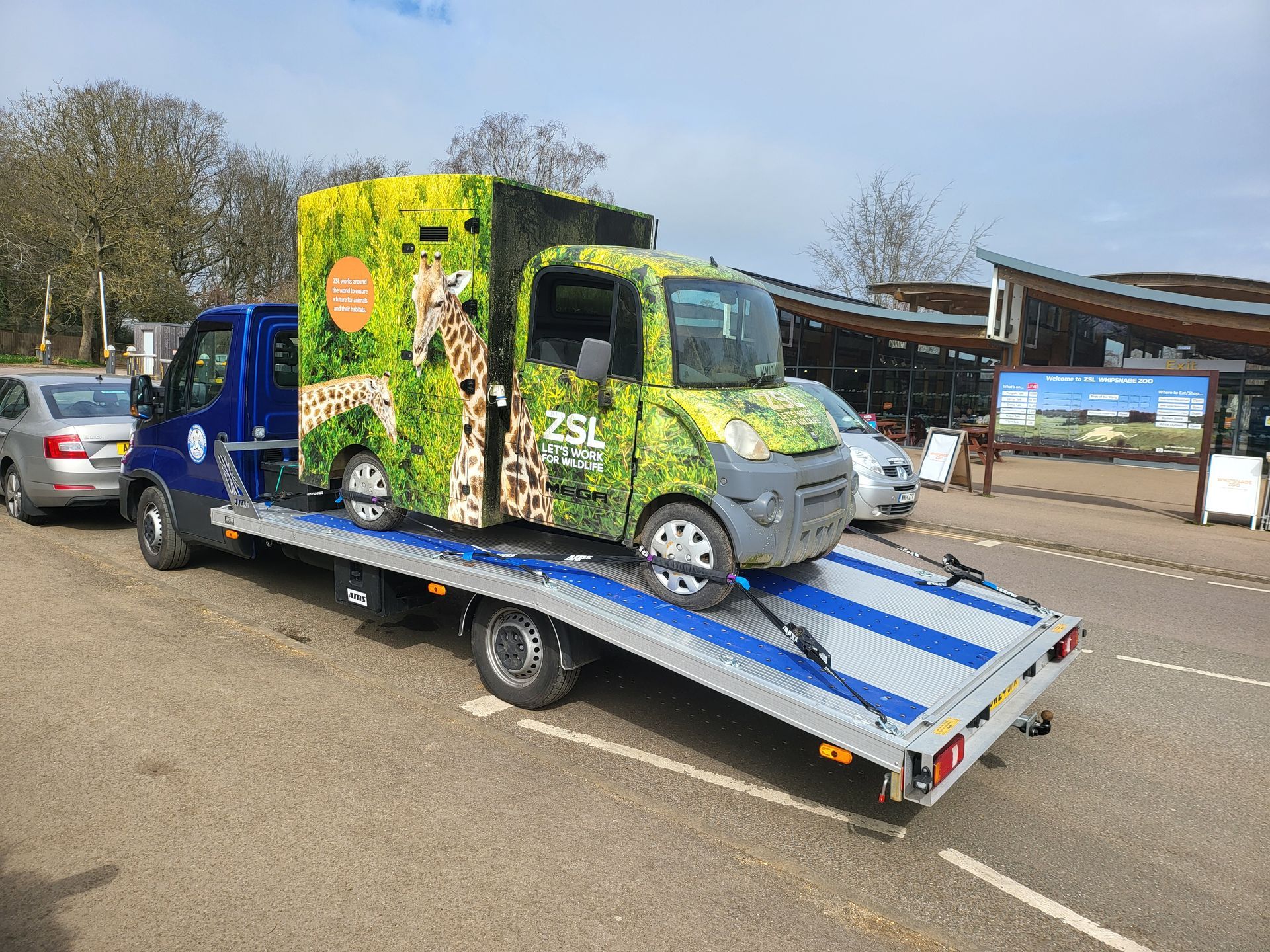 Transporting a London Zoo van