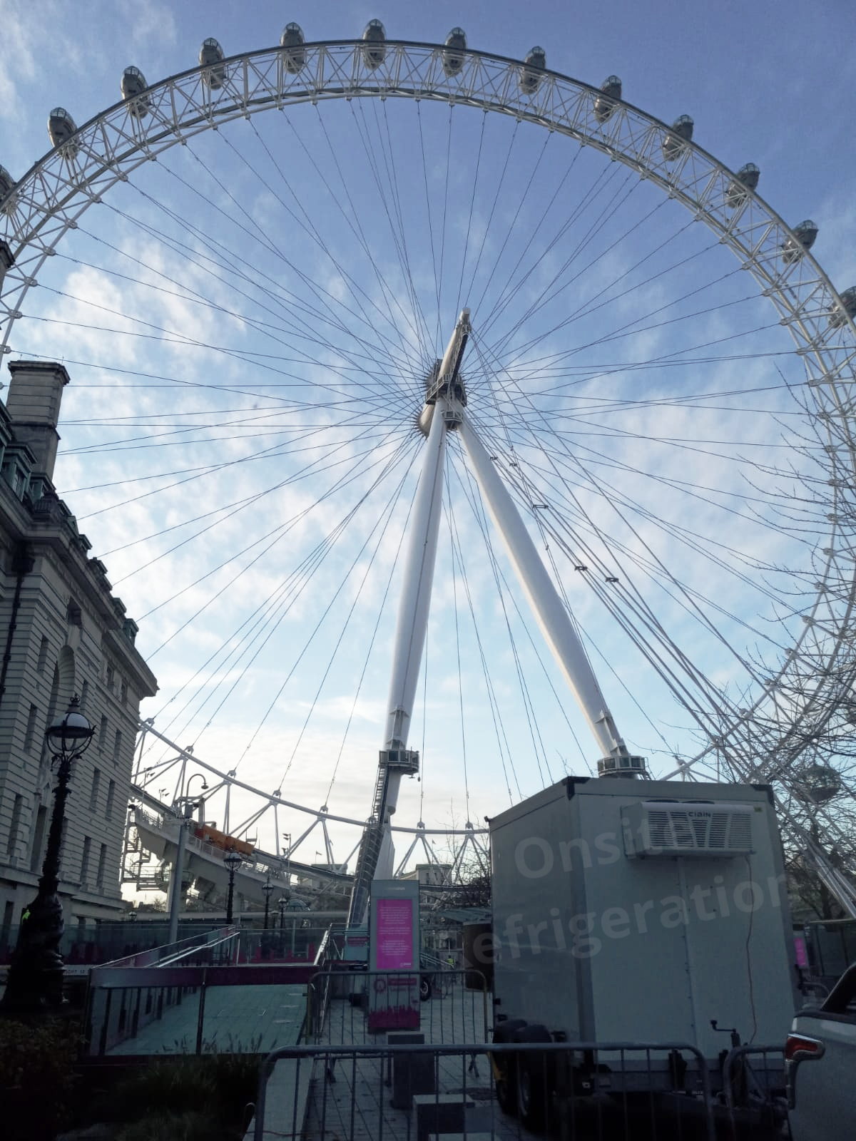 London eye refrigerated trailer