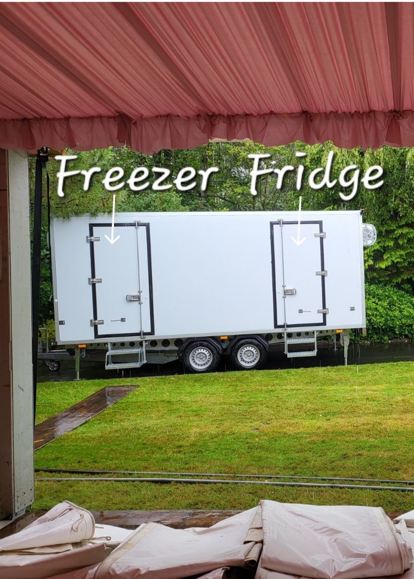 Split compartment fridge freezer trailer