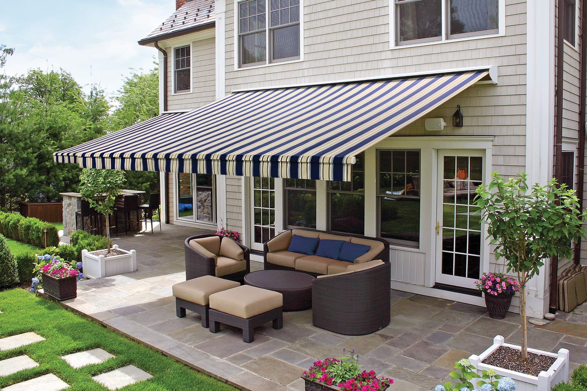 SummerSpace® Simple Shade Series Awning