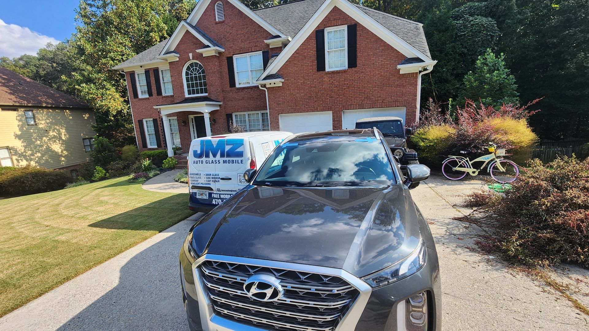 Mobile windshield repair & replacement services in Hall County, GA