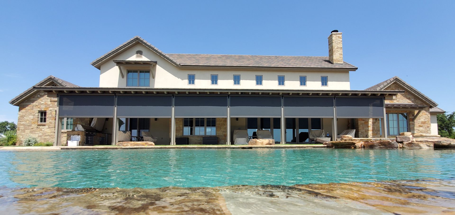 Power Screen — Springdale, AR — Backyard Designs Inc.