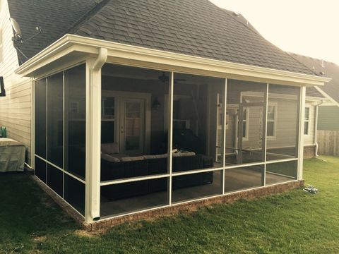 Brick Wall Screen Room — Springdale, AR — Backyard Designs Inc.