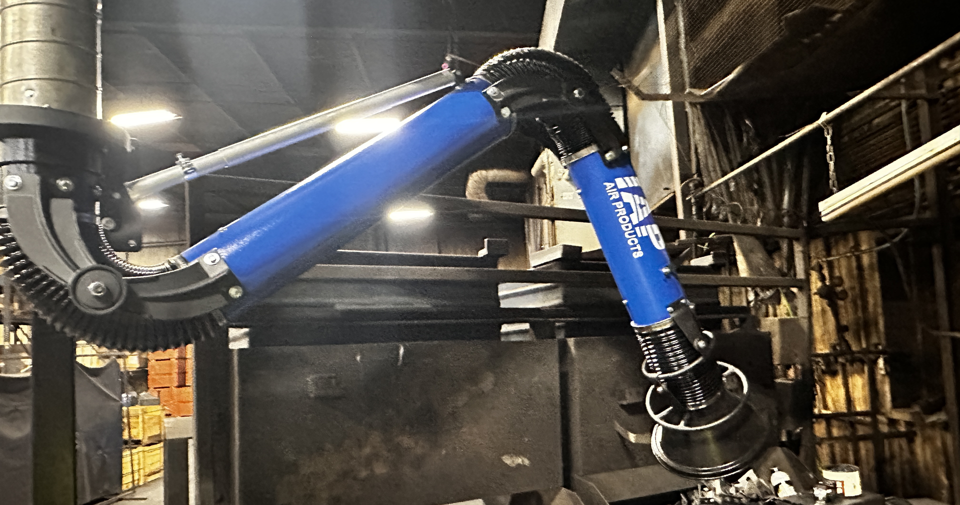 Weld fume extraction arms from IAP