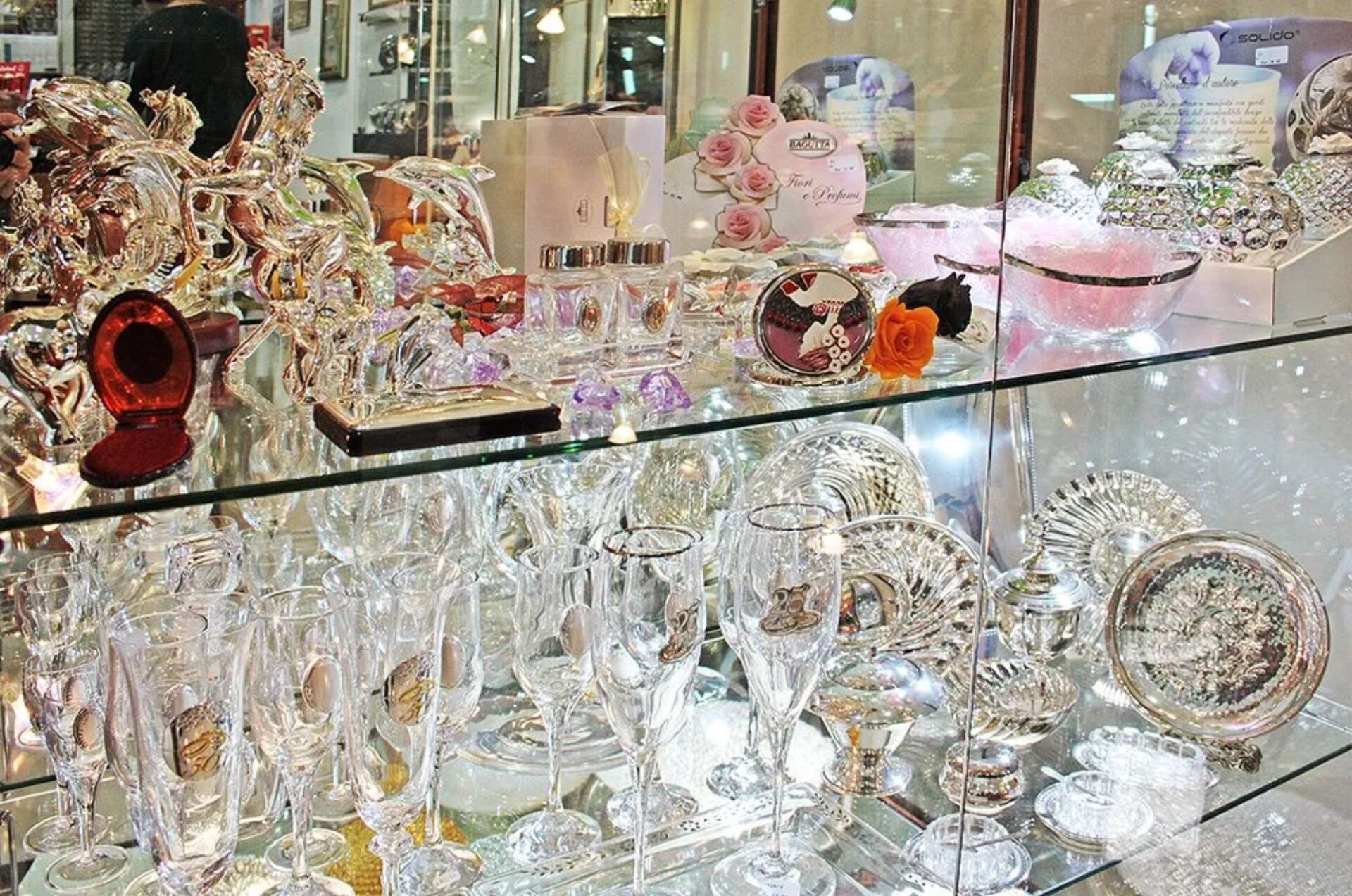 articoli in cristallo e argento