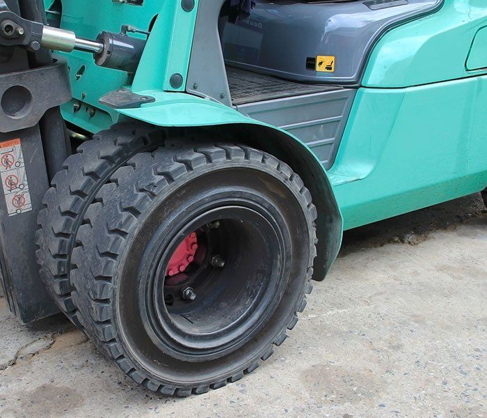 Forklift Truck Loader — Piscataway, NJ — Central Forklift Inc.