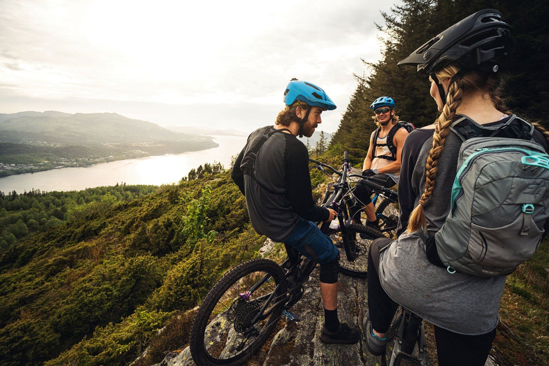Group of Friends Mountain Bike Riders — North Geelong, VIC — Marshall’s Cycles