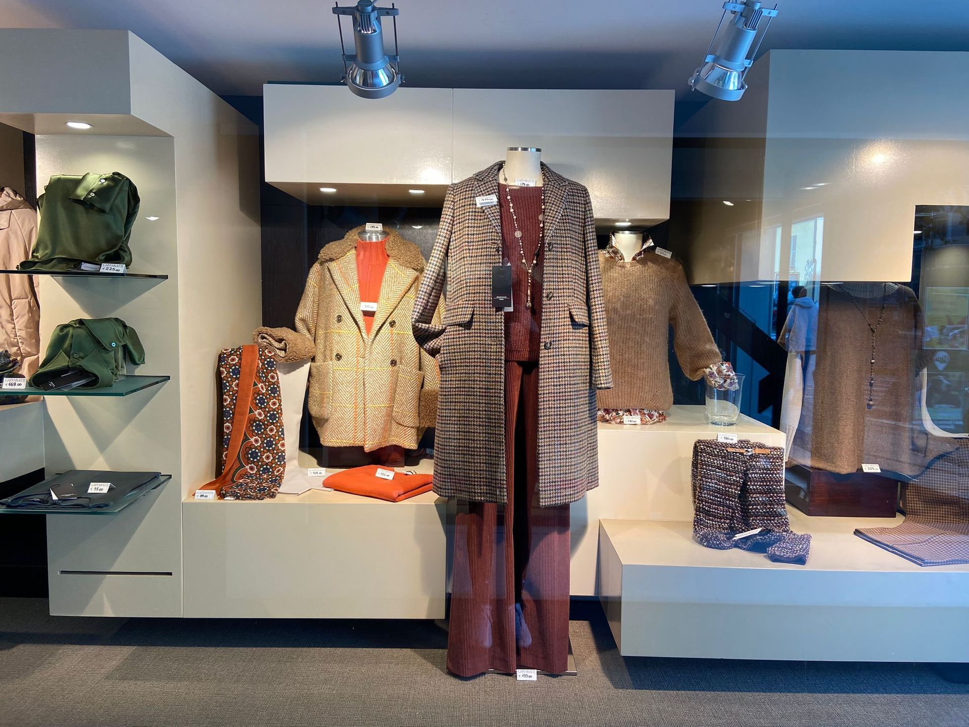 vetrina Caffaratti Genova