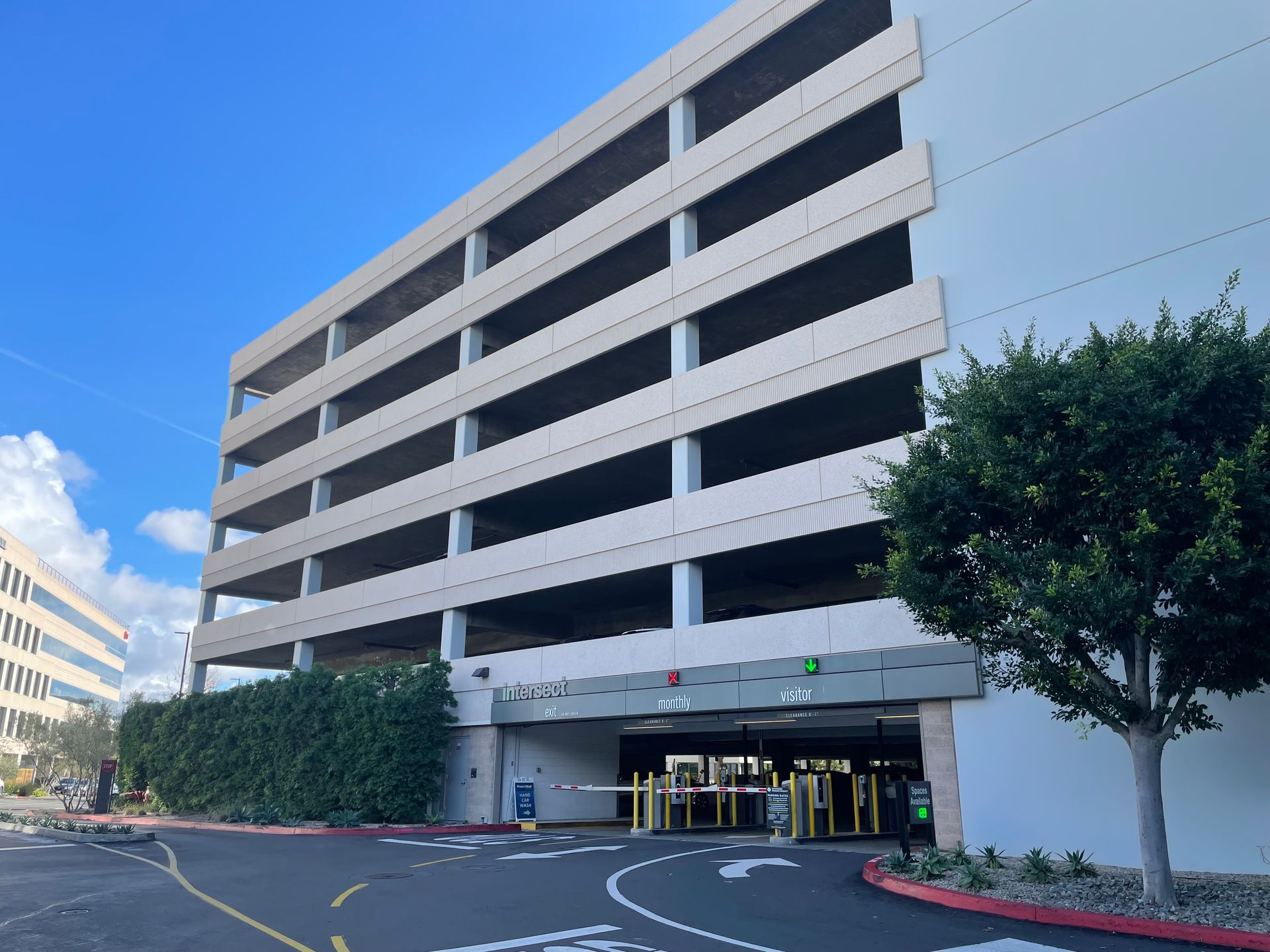 Parking Structure at Main and Gillette Ave