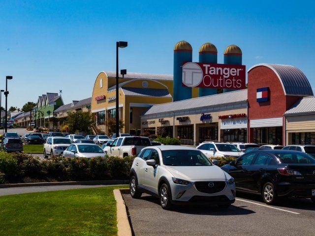 Tanger Outlet