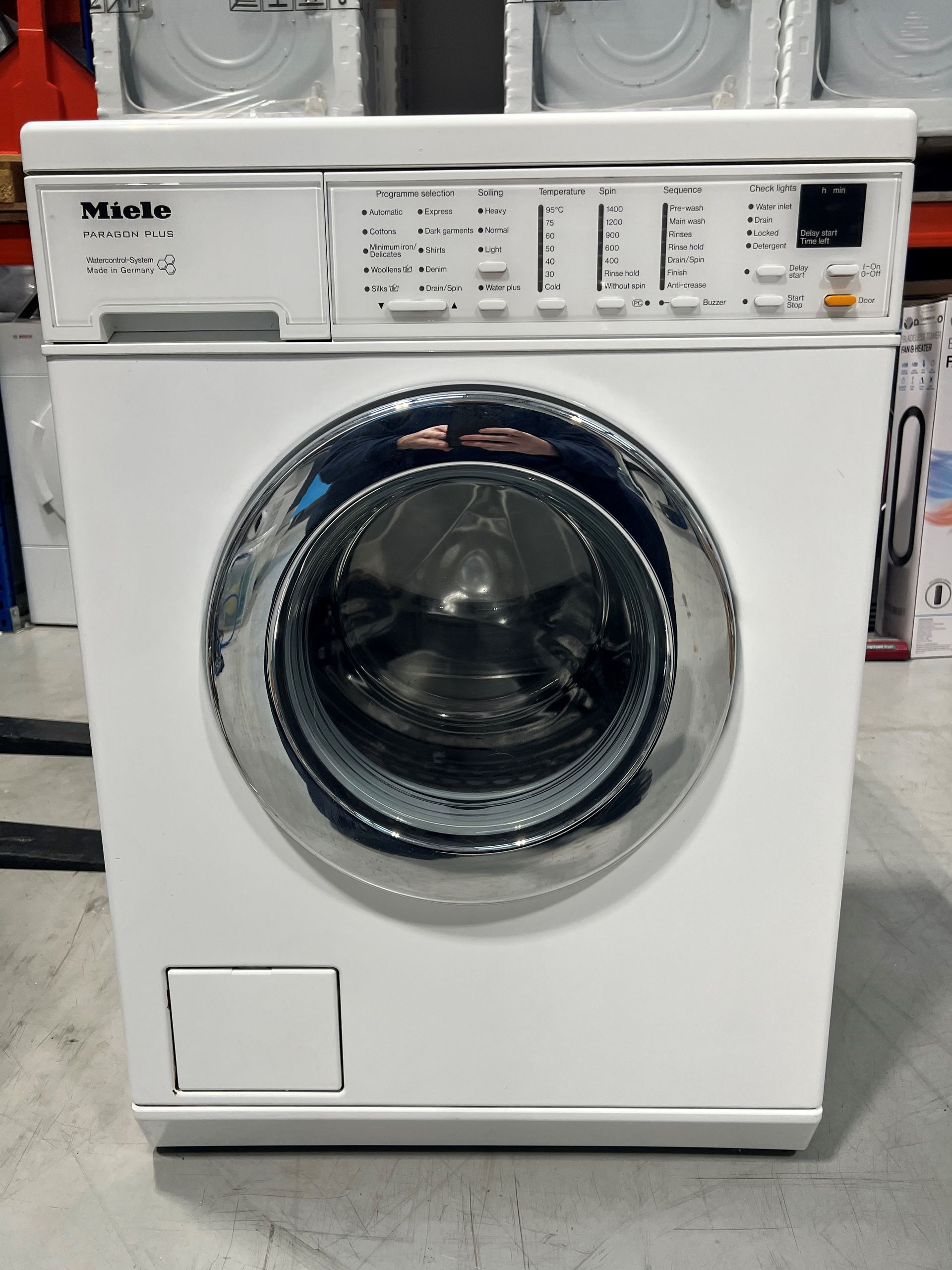 Refurbished Miele Washing Machine W3830  6kg 1400rpm £195.00!