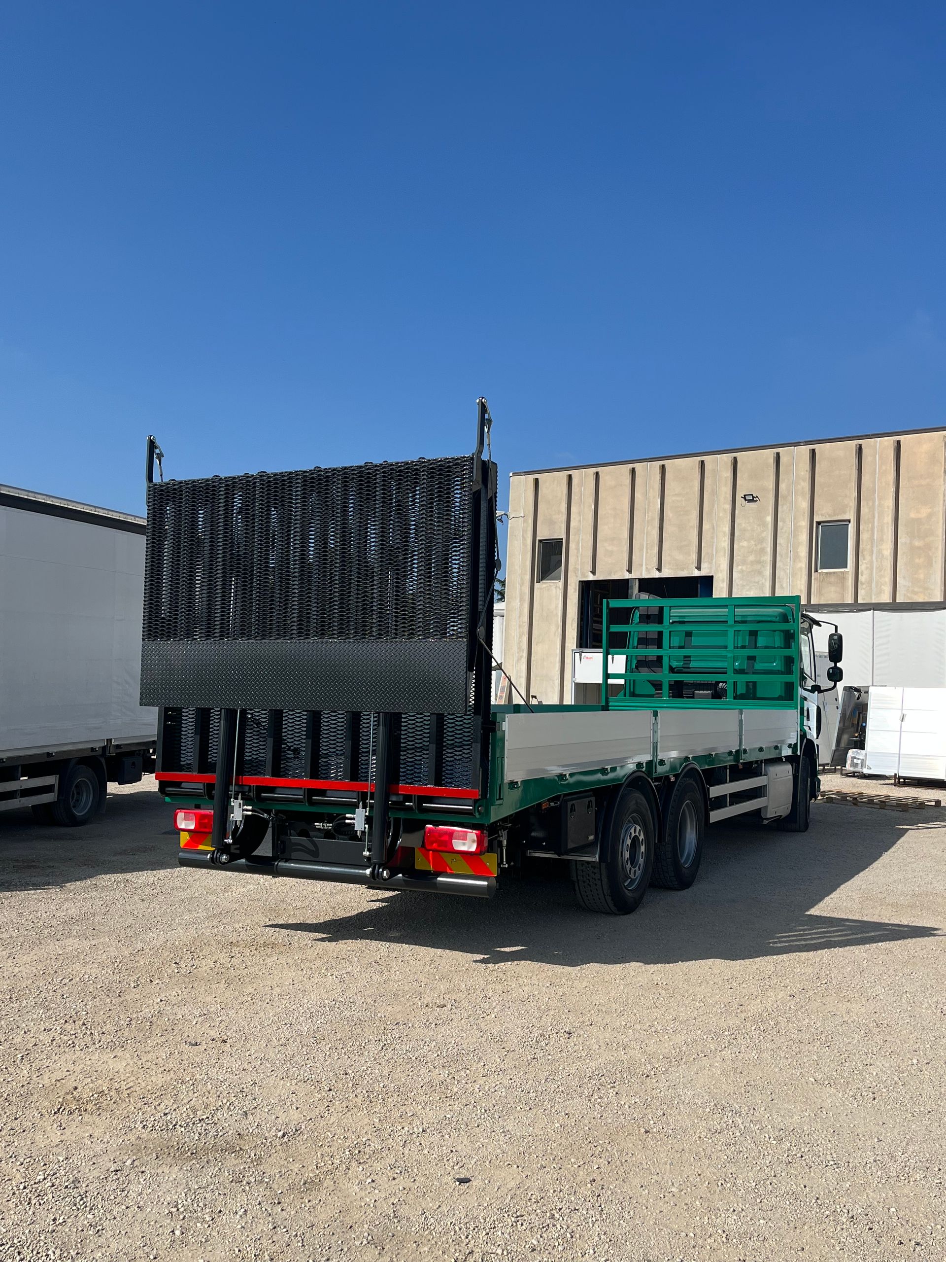 Trasporto muletti e macchine operatrici