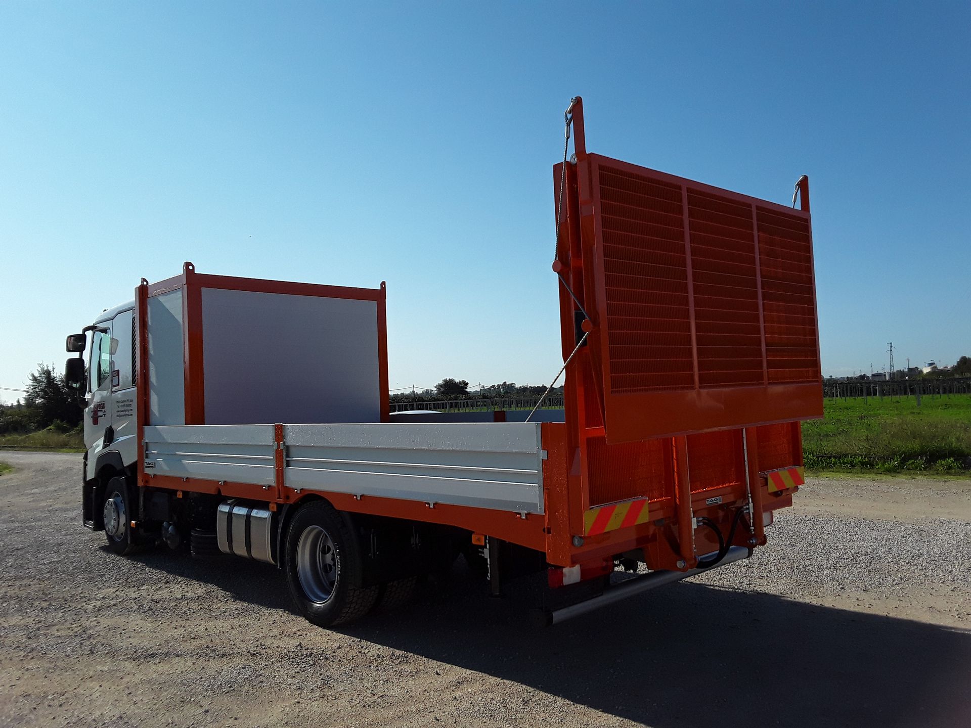 Trasporto muletti e macchine operatrici