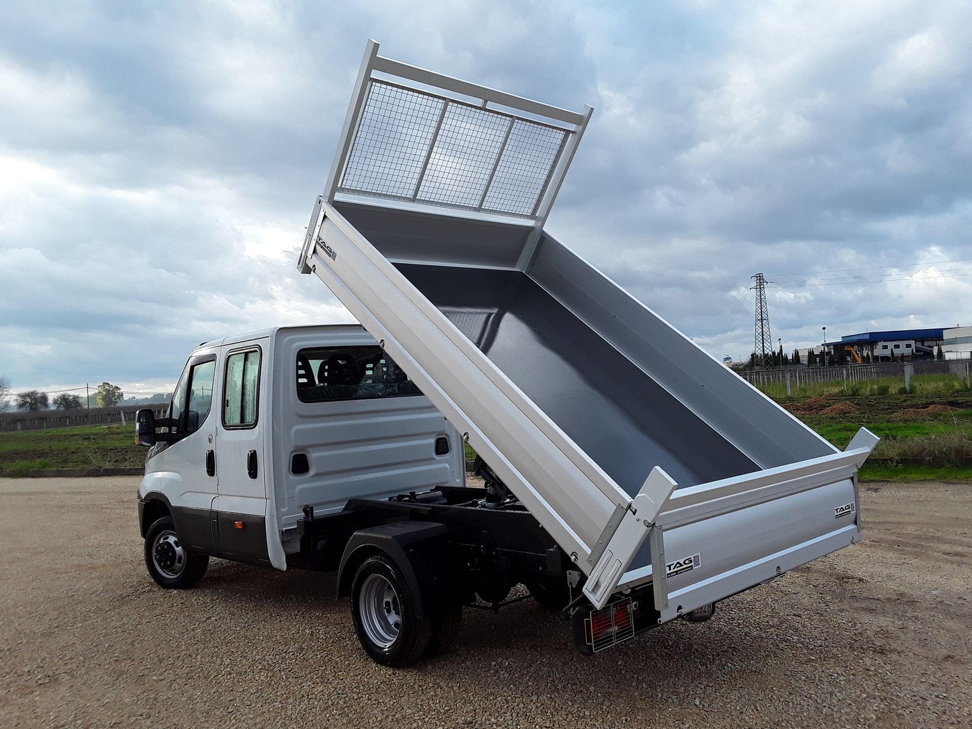 cassone ribaltabile trilaterale