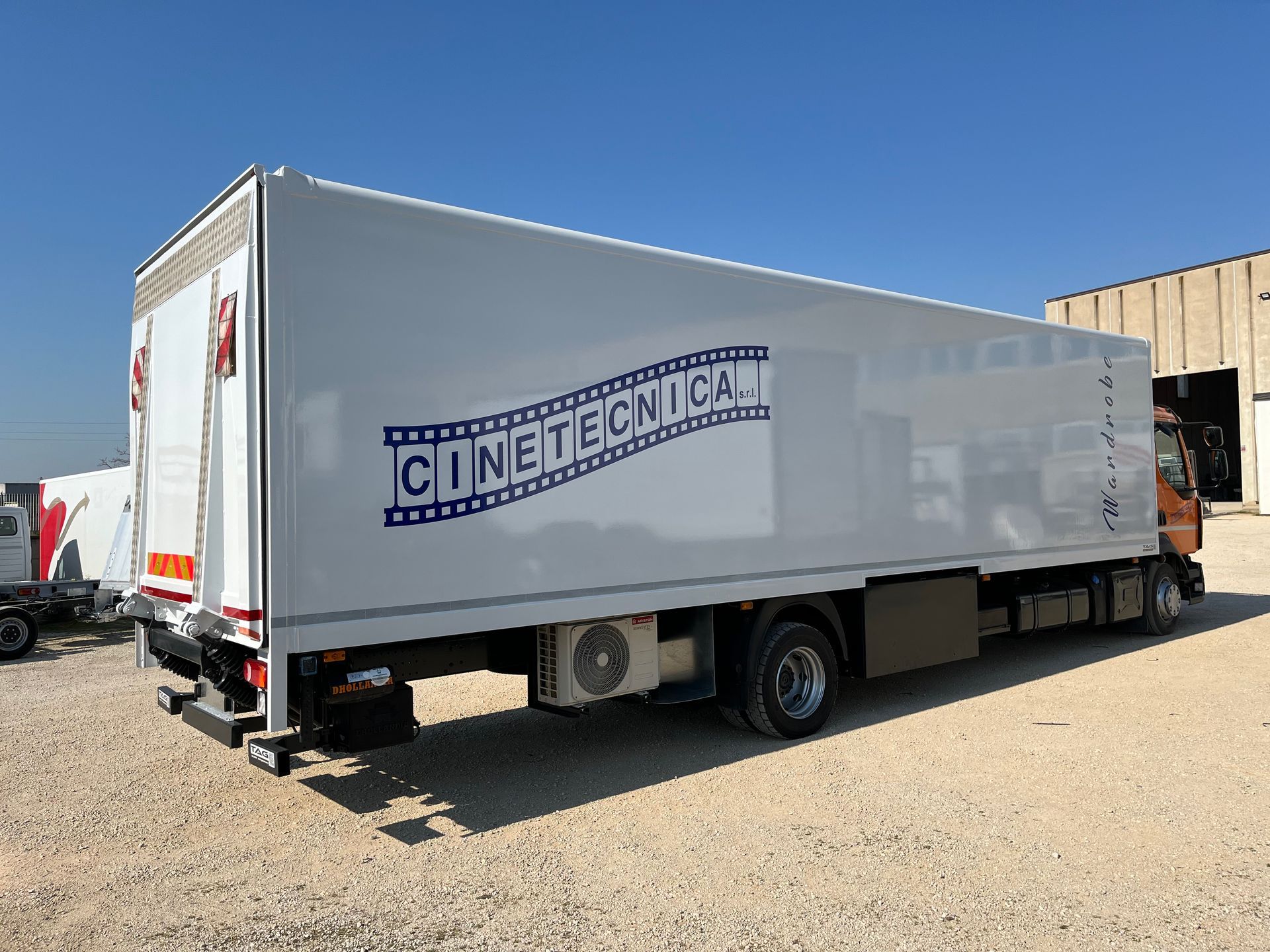 allestimento veicoli cinematografici